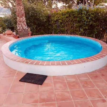 Bed & Breakfast Casa Mina Available