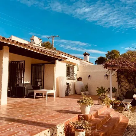 Casa Mina Available Bed & Breakfast